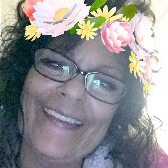 Meet your Posher, Diana - Picture 1 of 1